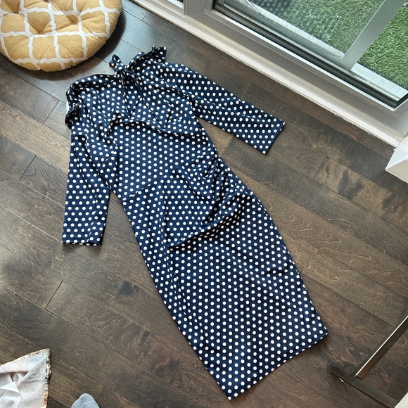 Pinup Polka Dot Pencil Dress in Navy with Neck Bow - Picture 4 of 9